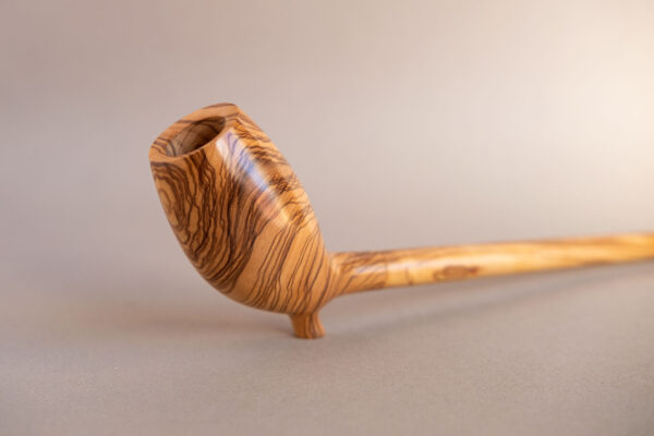 Cutty pipe churchwarden