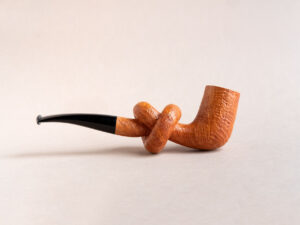 Sandblasted knotted pipe, handmade smoking pipe crafted by arcangelo ambrosi