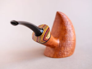 Ninja, signature model pipe crafted by Arcangelo Ambrosi. Variant with skateboard inlay.